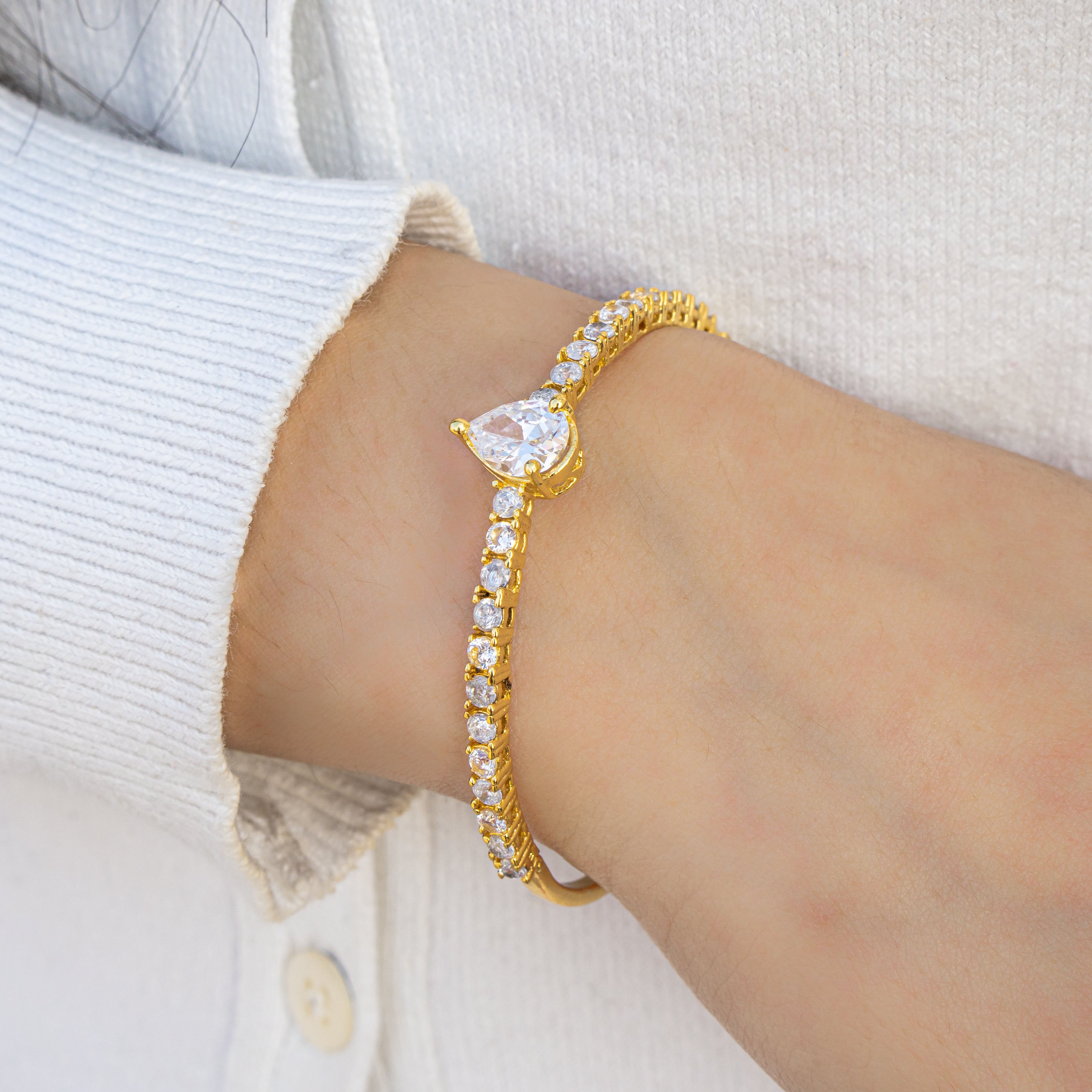 Timeless treasure solitaire bangle