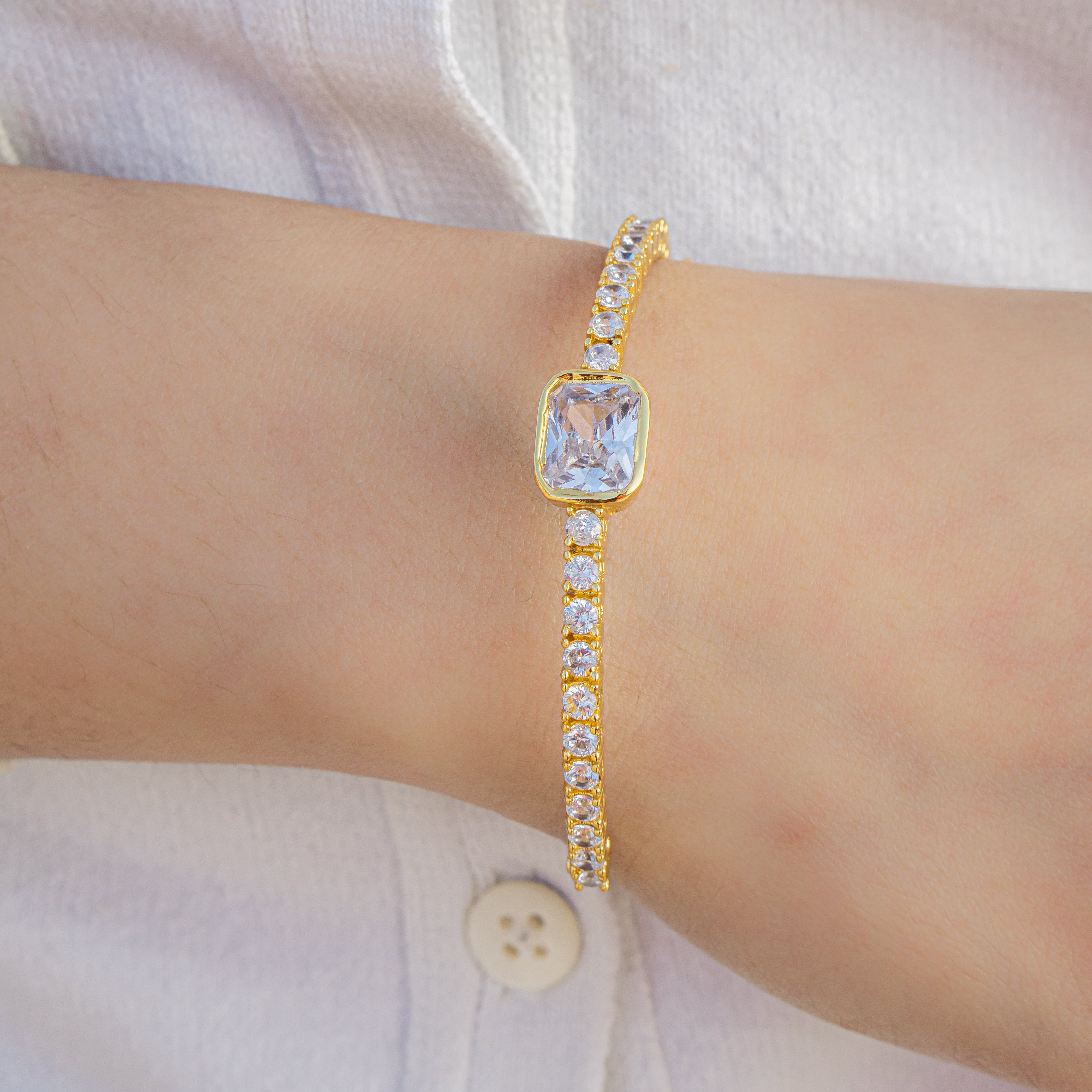 Timeless treasure solitaire bangle