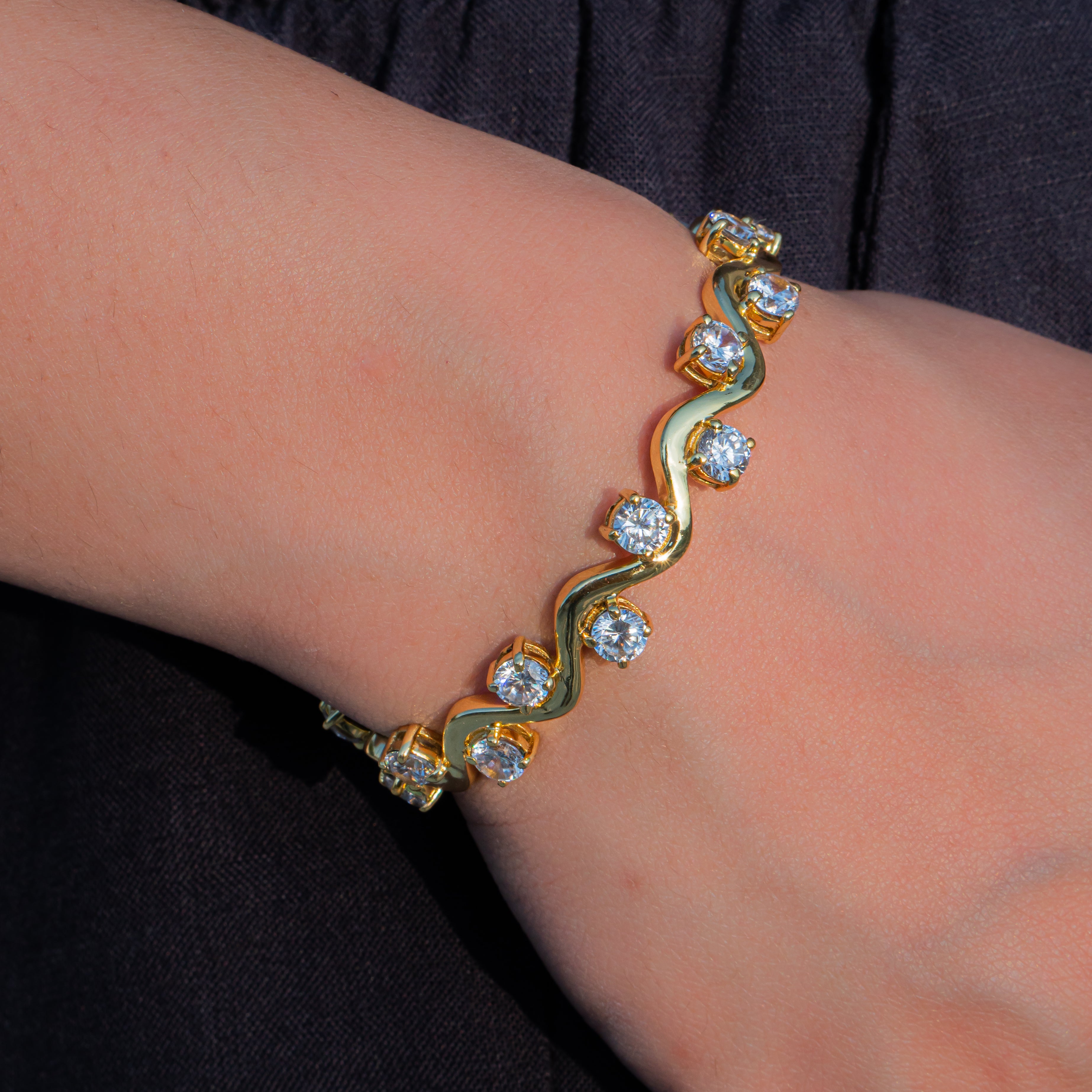 Soft curve open ended bracelet