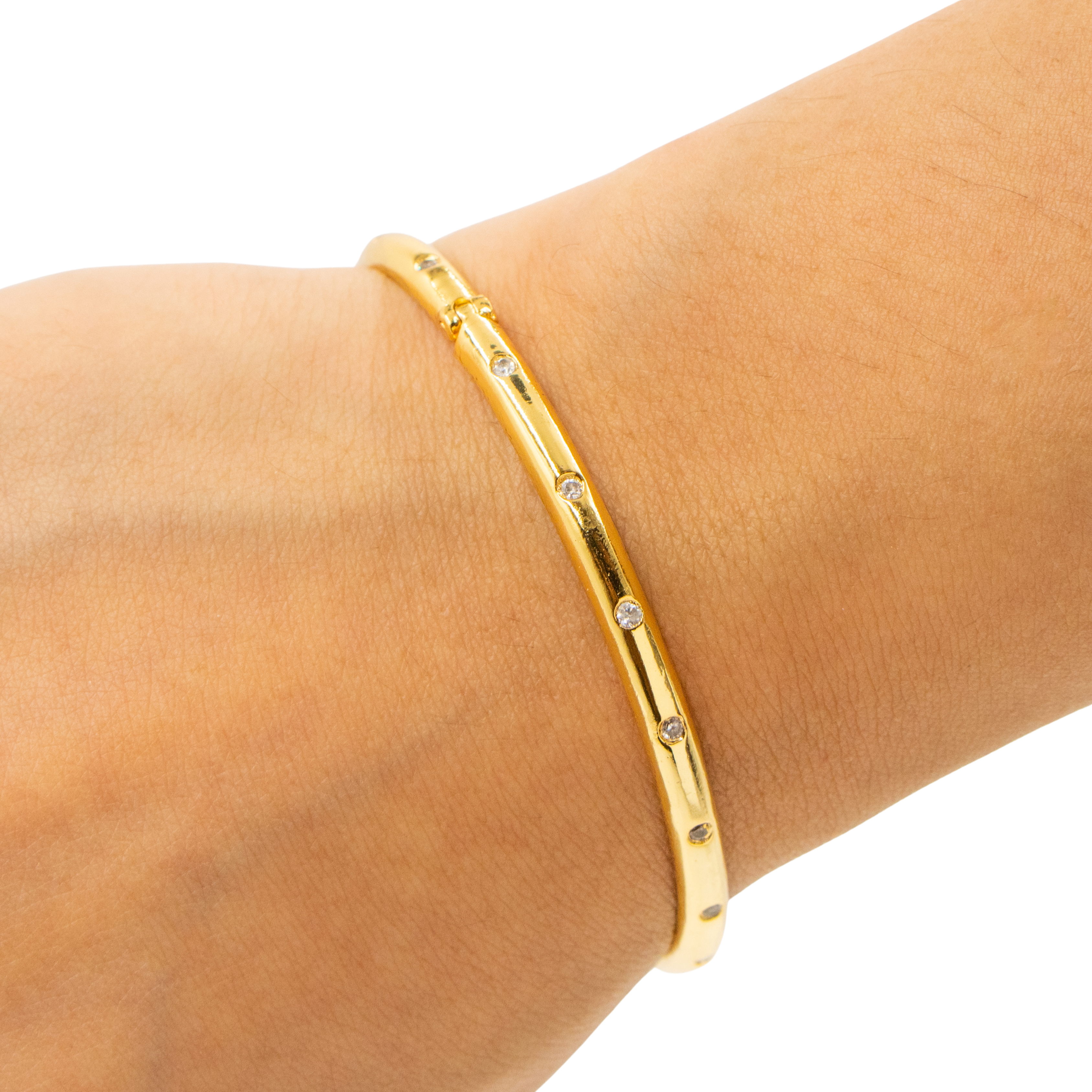 Sleek gold bangle